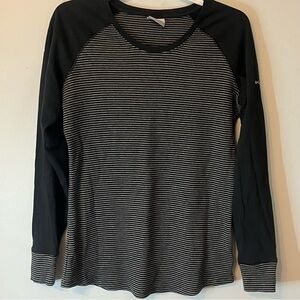 Columbia Long Sleeve Top Women’s size XL Unisex Ribbed Striped Black Gray